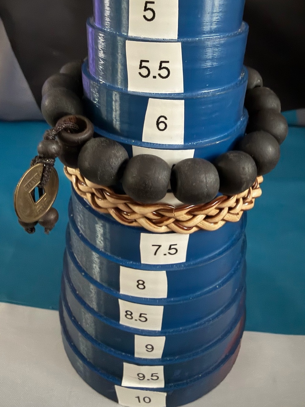 Two distinct bracelets - Picture 6 of 6
